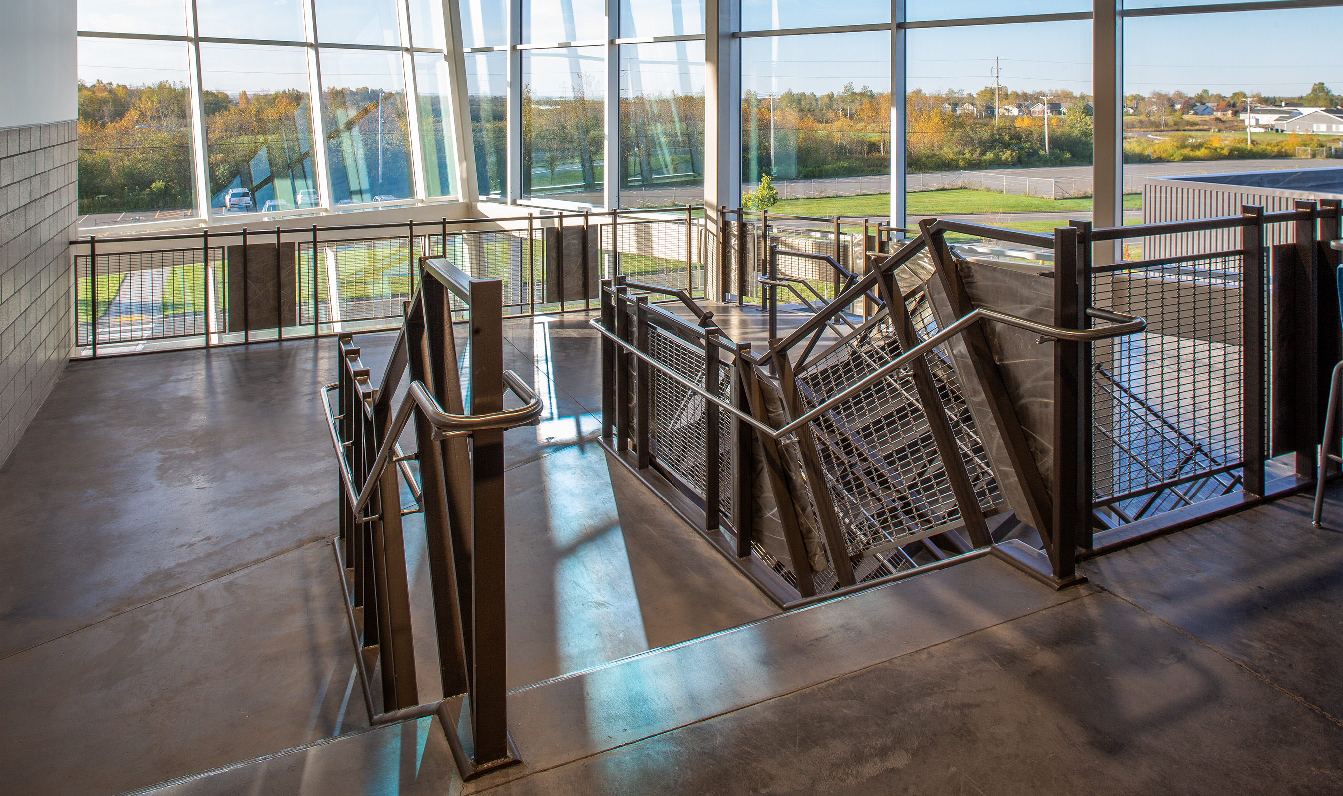 The design and large percent open area of Banker Wire's M13Z-7 woven wire mesh pattern provides uniterrupted sight lines while still providing the safety and sturdiness of railing infill.