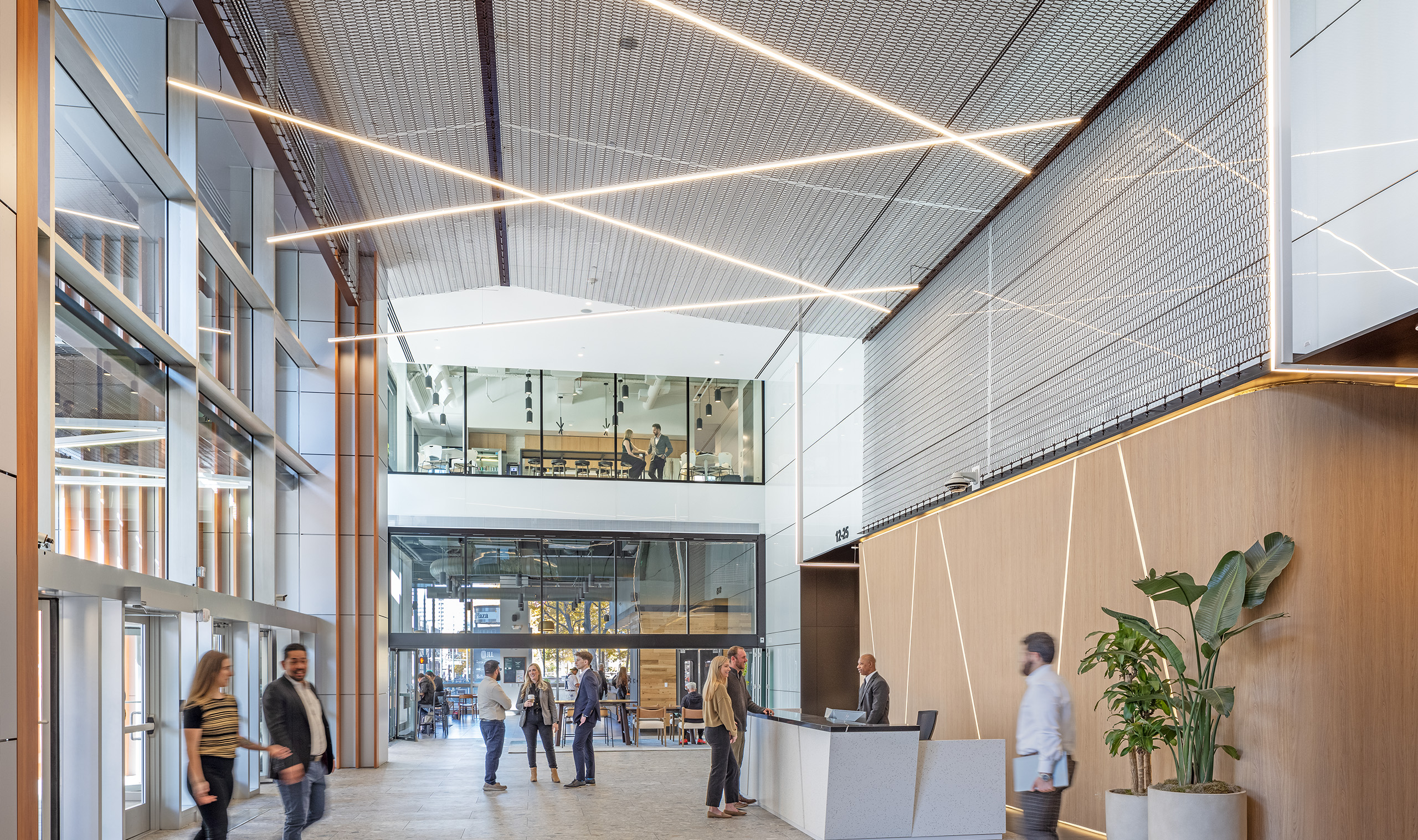 Dune 40100 flexible wire mesh for ceiling features and facades in powder coated finish